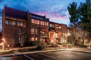 11252 Chestnut Grove Square, Reston, VA 20190 - Photo 2