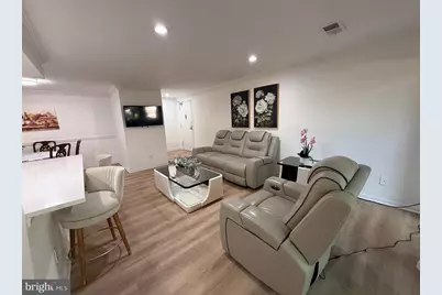 11252 Chestnut Grove Square #26, Reston, VA 20190 - Photo 8