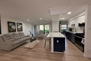 11252 Chestnut Grove Square, Reston, VA 20190 - Photo 10