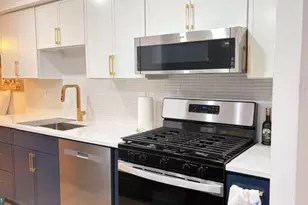 11252 Chestnut Grove Square, Reston, VA 20190 - Photo 8