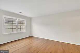 8403 Woodford Forest Pl, Vienna, VA 22182 - Photo 46