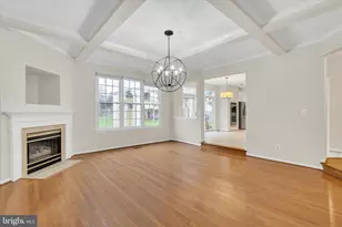 8403 Woodford Forest Pl, Vienna, VA 22182 - Photo 28