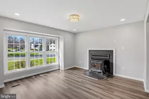 15123 Philip Lee Rd, Chantilly, VA 20151 - Photo 8