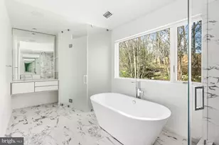 6016 Chesterbrook Rd, McLean, VA 22101 - Photo 34