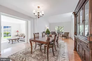 13126 Ladybank Ln, Herndon, VA 20171 - Photo 8