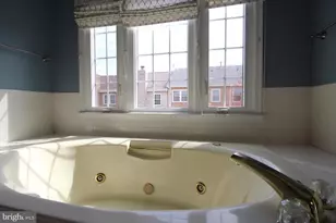 6423 Little Potters Ln, Alexandria, VA 22310 - Photo 24