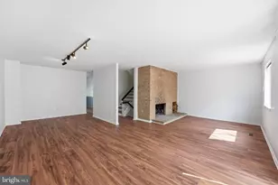 1747 Cy Ct, Vienna, VA 22182 - Photo 4