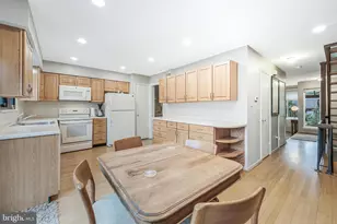 11915 Escalante Ct, Reston, VA 20191 - Photo 16