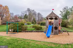 11915 Escalante Ct, Reston, VA 20191 - Photo 48
