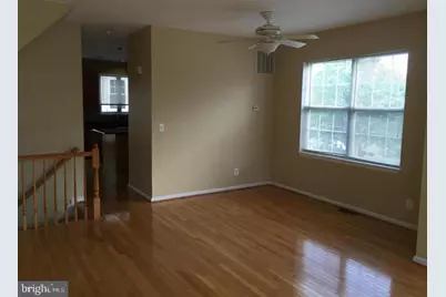 2519 James Monroe Circle, Herndon, VA 20171 - Photo 2