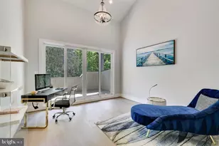 9604 Pembroke Pl, Vienna, VA 22182 - Photo 24