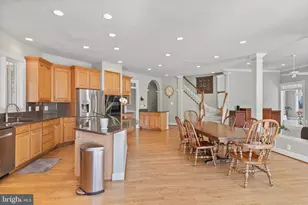 1452 Carrington Ridge Ln, Vienna, VA 22182 - Photo 18