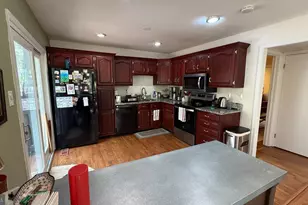 11951 Heathcote Ct, Reston, VA 20191 - Photo 8