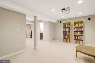 2036 Brooks Square Pl, Falls Church, VA 22043 - Photo 28