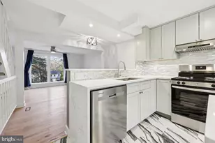 1666 Harvest Green Ct, Reston, VA 20194 - Photo 12