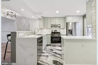 1666 Harvest Green Court, Reston, VA 20194 - Photo 2