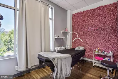 7121 Leesburg Pike #2-2, Falls Church, VA 22043 - Photo 8