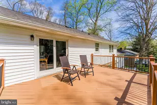 9201 Weant Dr, Great Falls, VA 22066 - Photo 16