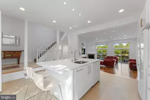 11163 Lake Chapel Ln, Reston, VA 20191 - Photo 6