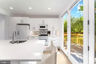 11163 Lake Chapel Ln, Reston, VA 20191 - Photo 22
