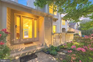 11163 Lake Chapel Ln, Reston, VA 20191 - Photo 10