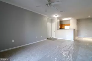 5117 Travis Edward Way, Centreville, VA 20120 - Photo 4