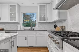 1205 Suffield Dr, McLean, VA 22101 - Photo 12