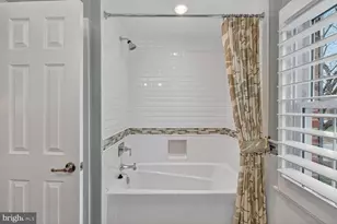 1205 Suffield Dr, McLean, VA 22101 - Photo 40