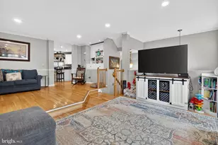 5153 Ballycastle Cir, Alexandria, VA 22315 - Photo 8