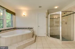 1489 Broadstone Pl, Vienna, VA 22182 - Photo 12