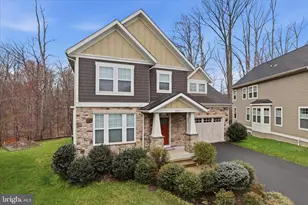 8383 Edward Carr Ct, Springfield, VA 22153 - Photo 2