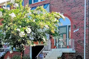 5705 Wood Creek Ln, Centreville, VA 20120 - Photo 2