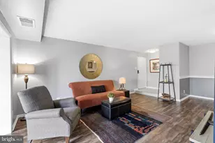 10222 Bushman Dr, Oakton, VA 22124 - Photo 4