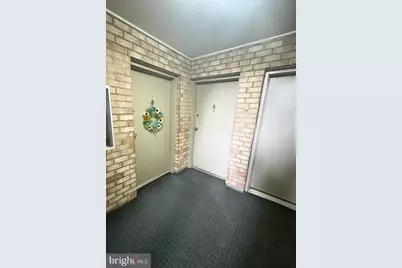 218 Locust Street SE #143, Vienna, VA 22180 - Photo 2