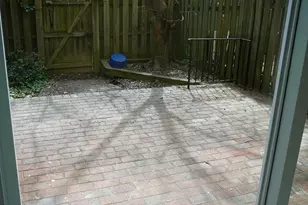 8607 Dellway Ln, Vienna, VA 22180 - Photo 8