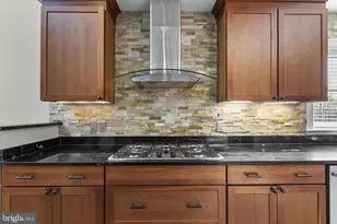 6415 Shady Ln, Falls Church, VA 22042 - Photo 22