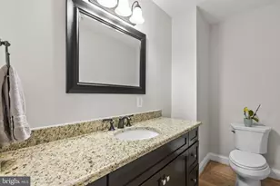 6415 Shady Ln, Falls Church, VA 22042 - Photo 32