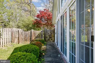 6809 Ontario St, Springfield, VA 22152 - Photo 14