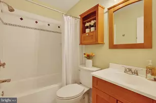 1706 Fantasia Cir, Herndon, VA 20170 - Photo 18