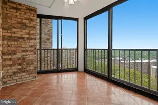 5902 Mt Eagle Dr, Alexandria, VA 22303 - Photo 16