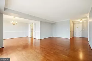5902 Mt Eagle Dr, Alexandria, VA 22303 - Photo 8