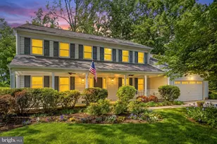 7412 Brian Run Ct, Springfield, VA 22153 - Photo 2