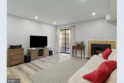 6908 Mary Caroline Circle #B, Alexandria, VA 22310 - Photo 4