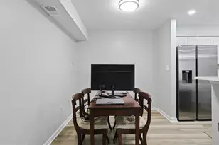 6908 Mary Caroline Cir, Alexandria, VA 22310 - Photo 10