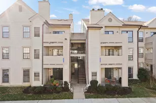 6908 Mary Caroline Cir, Alexandria, VA 22310 - Photo 2