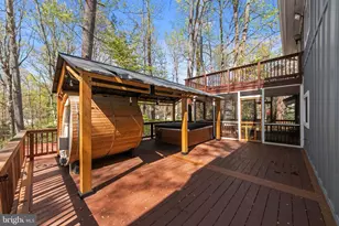 7516 Chancellor Way, Springfield, VA 22153 - Photo 4