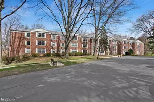 7630 Provincial Dr, McLean, VA 22102 - Photo 2
