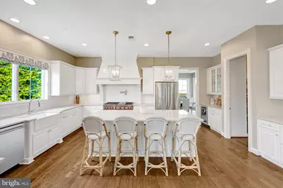 9115 Tetterton Avenue, Vienna, VA 22182 - Photo 12