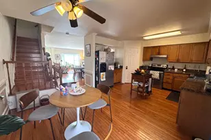 8732 Stone Hill Pl, Springfield, VA 22153 - Photo 10