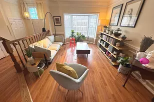 8732 Stone Hill Pl, Springfield, VA 22153 - Photo 2